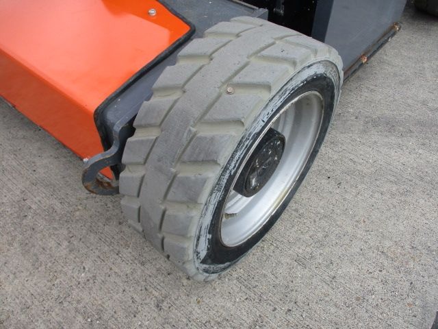 Sold - Articulated Boom Lift - View 2